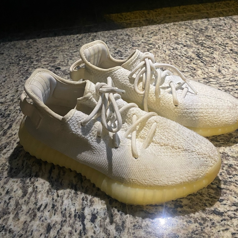 Adidas Yeezy 350 V2 cream sneakers